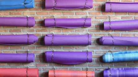 4 Things Yoga Teachers Can Do to Decrease Barriers to Entry