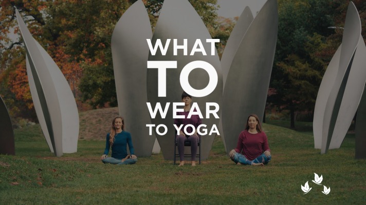 Read more about the article What to Wear to Yoga